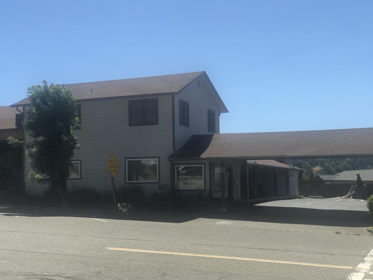 גארברוויל Lone Pine Motel מראה חיצוני תמונה